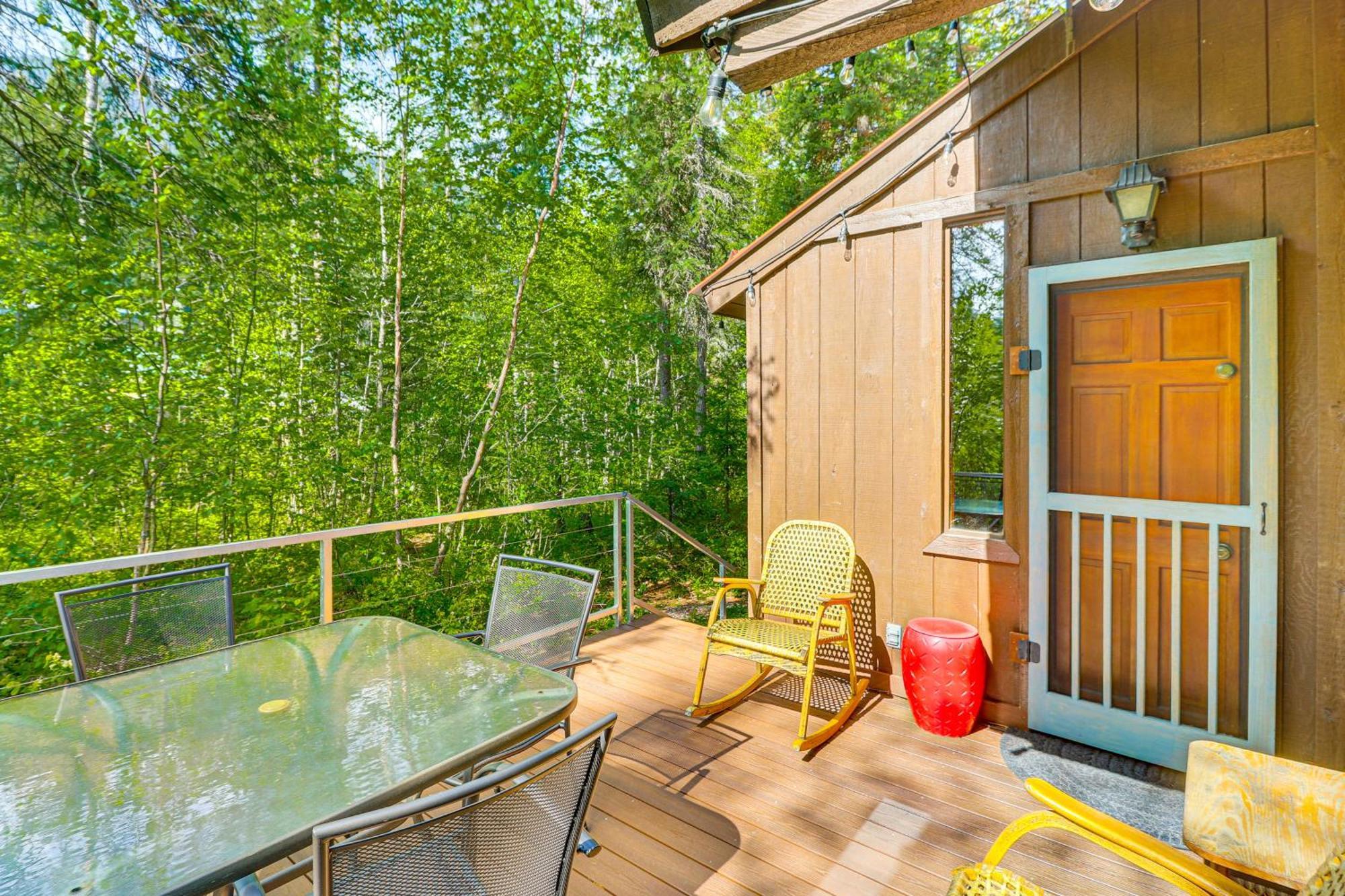 Hungry Horse Cabin With Gas Grill, Near Glacier! Luaran gambar